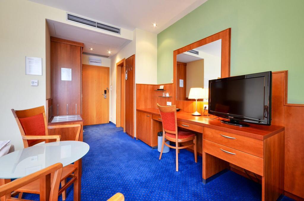 Hotel Filipinum Jablonné nad Orlicí Szoba fotó